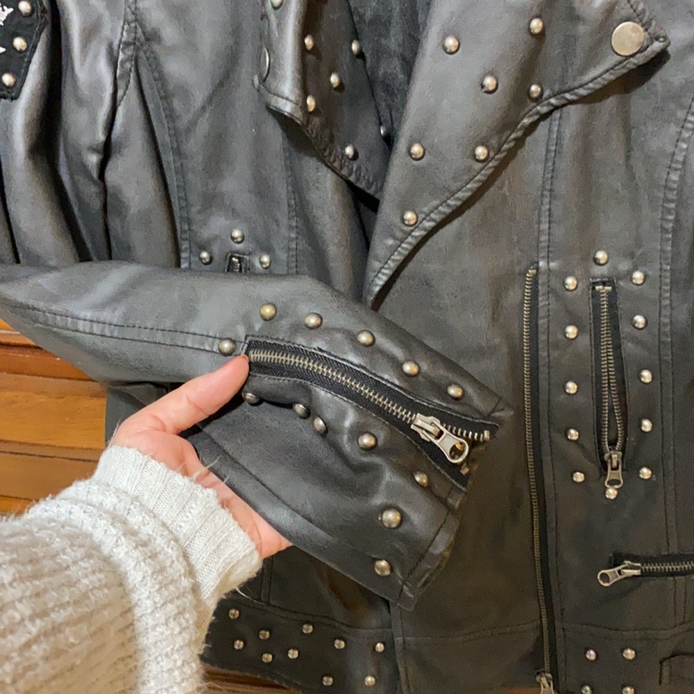 BKE Buckle , black moto/bomber jacket, faux leather. Medium